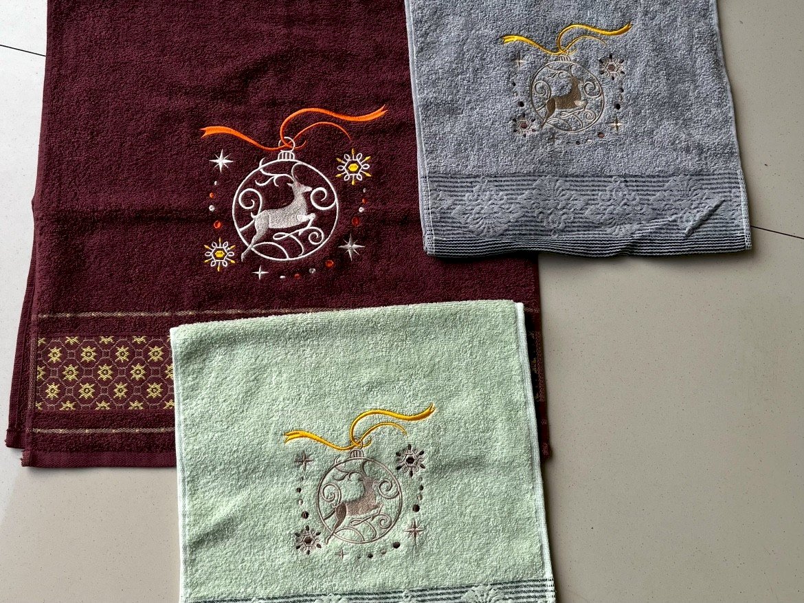 Bordir Baju Jogja - Bordir Custom Motif Akhir Tahun